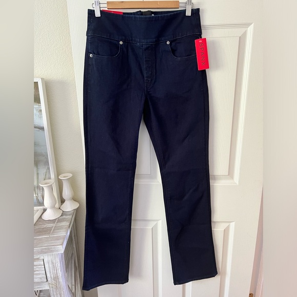 Spanx Signature Waist Slim Boot Dark Wash Jeans Size 29 Back Zip - Picture 2 of 9